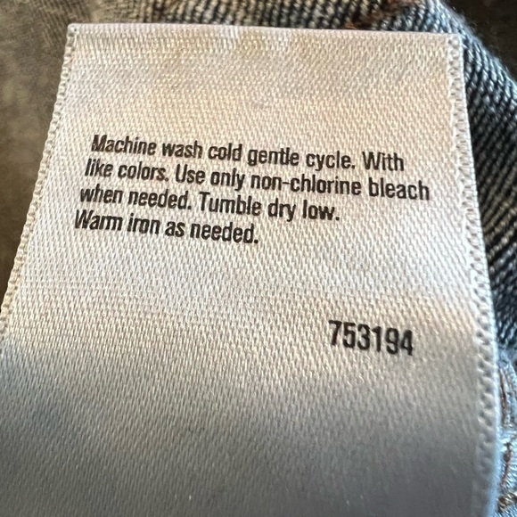 B6.6 St. John's Bay Womens Mid Rise Straight Leg Jean 6 - Picture 11 of 12